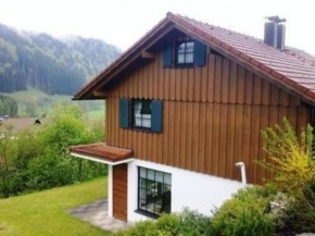 Ferienhaus Alpkönigin in Missen mit Garten und Terrasse